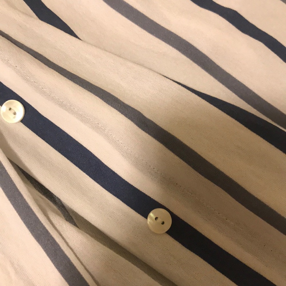 Shirt - Picture 4 of 6